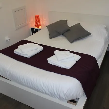 Résidence Hôtelière Louise 3*